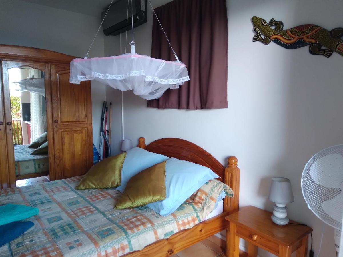 Studio Aux Avirons Pour 2 Personnes, Avec Piscine Les Avirons Exterior foto